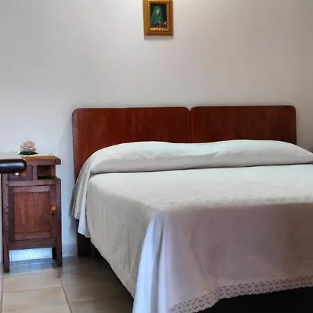 Il Villino Della Nonna Bed & Breakfast Arbus